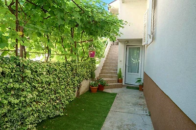 Ferienwohnung mit Balkon und Klimaanlage