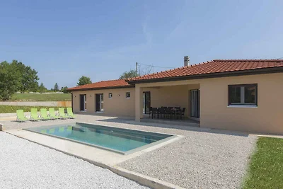 Villa mit Schwimmbad