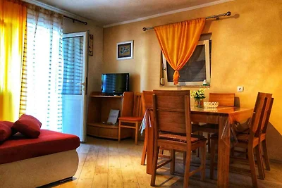 Ferienwohnung mit Terrasse und Klimaanlage