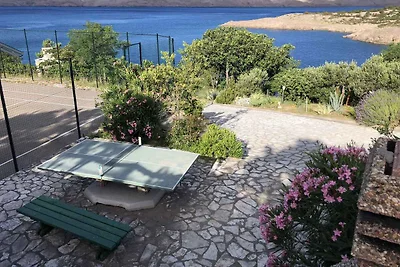 Villa mit Swimmingpool und Meerblick