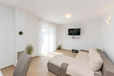 Ferienwohnung mit Klimaanlage und Pool