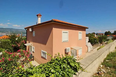 Gemütliche Ferienwohnung Radosna mit Meerblic