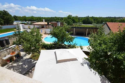 Ferienwohnung mit Pool und Klimaanlage