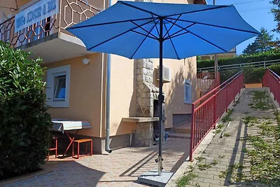 Ferienwohnung mit Poolnutzung und Klimaanlage