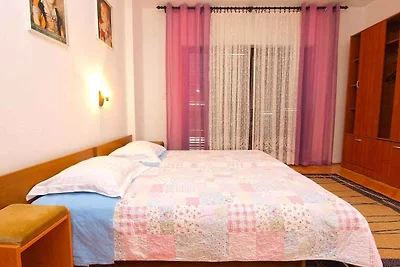 Ferienwohnung mit Klimaanlage und Terrasse