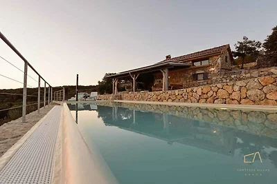 FerienHaus mit Pool und Meerblick auf Krk