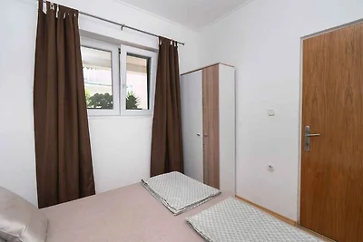 Gemütliche Ferienwohnung Gloria in Jezera auf