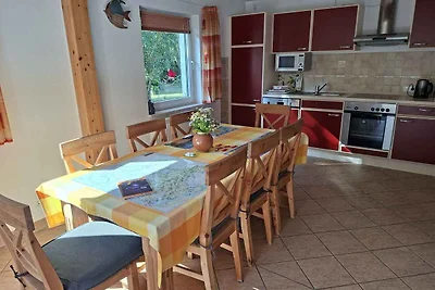 Ferienhaus mit Garten und Terrasse, 800 m zum