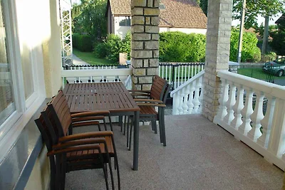 Ferienhaus mit Terrasse und Klimaanlage