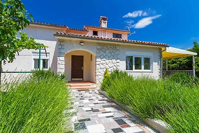 Ferienhaus mit Klimaanlage und Terrasse
