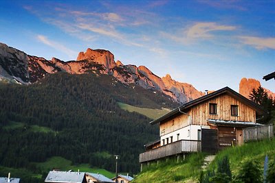 Chalet mit Hallenbad und Sauna