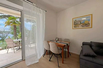 Ferienwohnung mit Terrasse und Grill