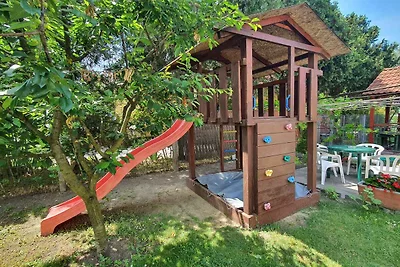 Ferienwohnung mit Pool und Internet