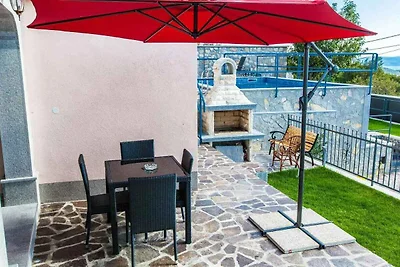 Ferienhaus mit Aussenpool und Meerblick