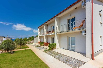 Ferienwohnung mit Terrasse und Grill