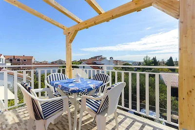 Ferienwohnung mit Klimaanlage und Balkon