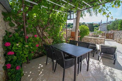 Ferienwohnung mit Terrasse und Klimaanlage