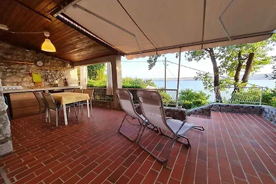 Ferienhaus mit grosser Terrasse