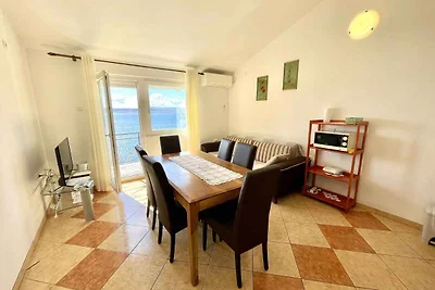 Ferienwohnung mit Balkon und Meerblick