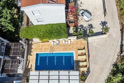 Ferienwohnung mit Balkon und Klimaanlage