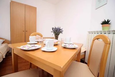 Ferienwohnung Unterkunft 300 m vom Meer