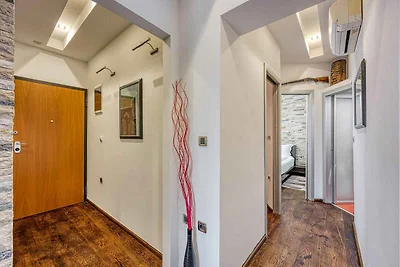 Ferienwohnung mit Klimaanlage und Pool