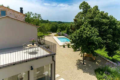 Eleganz, Komfort, moderne Details und Traditi