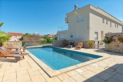 Charmantes Apartment Antonija und Robert in Z