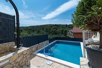 Komfortable Ferienwohnung Kapetan in Trogir m