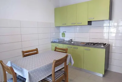 Charmante Ferienwohnung Ines in Novalja auf d