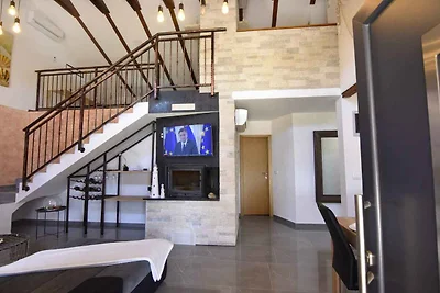 Ferienhaus mit Pool in Strandnähe