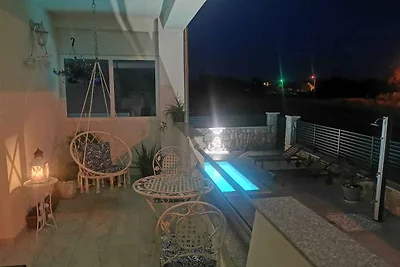 Ferienhaus mit Klimaanlage und Aussenpool