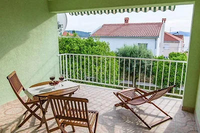 Ferienwohnung mit Balkon und Pool
