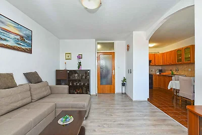 Ferienwohnung mit Balkon und Klimaanlage