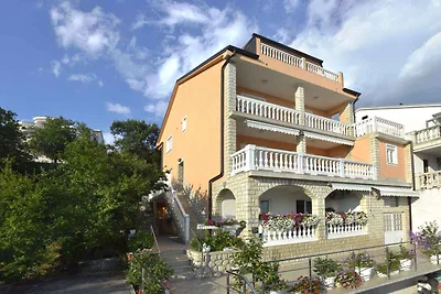 Studio mit Klimaanlage und Terrasse