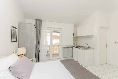 Ferienwohnung mit Balkon und Meerblick