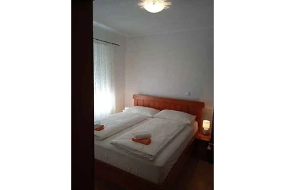 Ferienwohnung mit Klimaanlage und Terrasse in