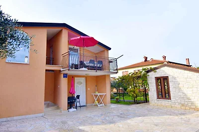 Ferienwohnung mit Garten und Terrasse, nahe z