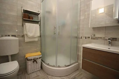 Ferienwohnung mit Balkon und Klimaanlage