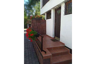 Ferienhaus mit grossem, gepflegtem Garten