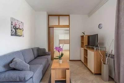 Die charmante Wohnung im Erdgeschoss des Haus