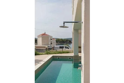 Villa mit Pool