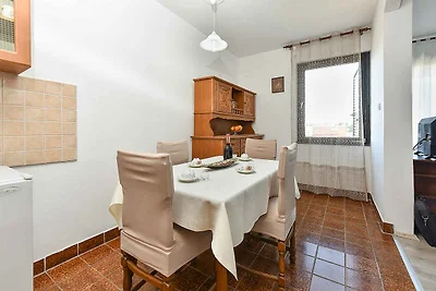 Ferienwohnung mit Balkon und Klimaanlage