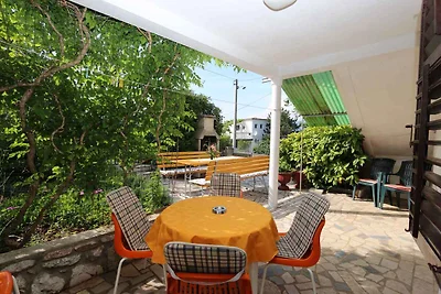 Ferienwohnung mit Terrasse, ruhig gelegen