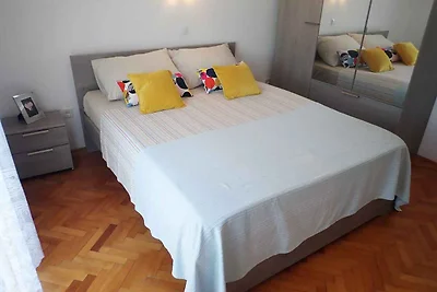 Ferienwohnung mit Terrasse und Klimaanlage