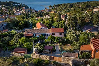Ferienhaus mit Terrasse und Grill