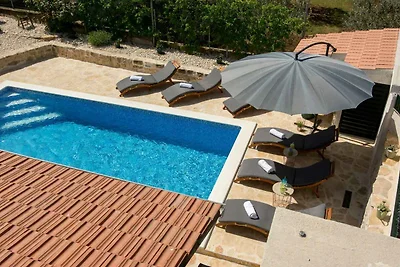 Ferienwohnung Rocco in Debeljak mit privatem 