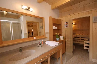 Ferienhaus mit eigener Sauna direkt an der