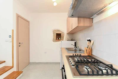 Ferienhaus mit Pool und Klimaanlage