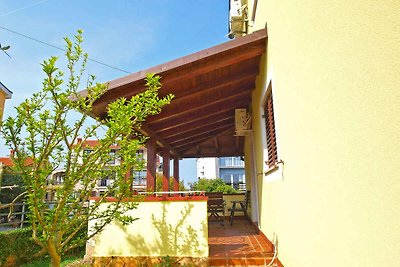 Ferienwohnung mit Terrasse und Grill